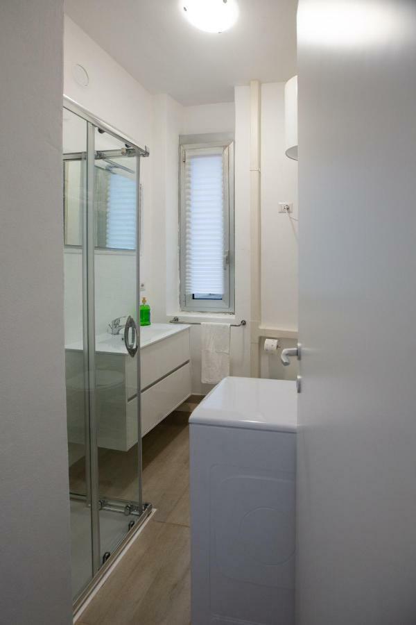 Apartment Via Treviso 6 Μιλάνο Εξωτερικό φωτογραφία