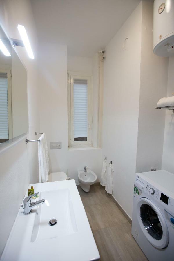 Apartment Via Treviso 6 Μιλάνο Εξωτερικό φωτογραφία